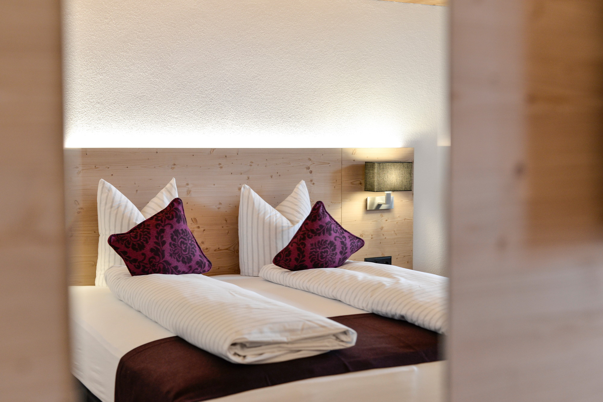 Hotel Bellevue Flims Zimmerbeispiel Superiorzimmer